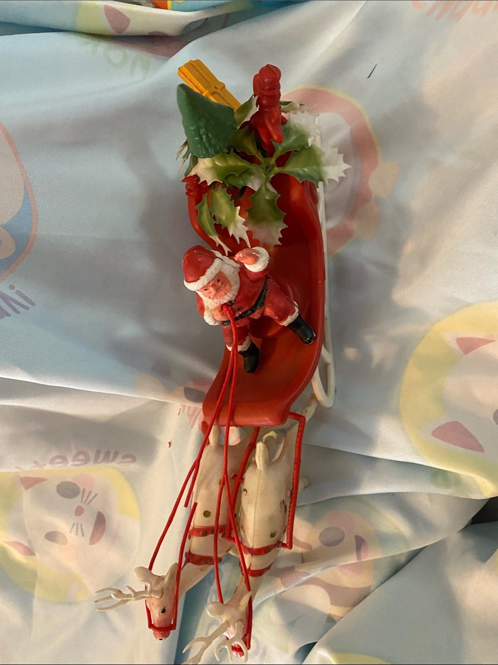 Festive Red Santa Sleigh Holiday Figurine - Classic Christmas Decor